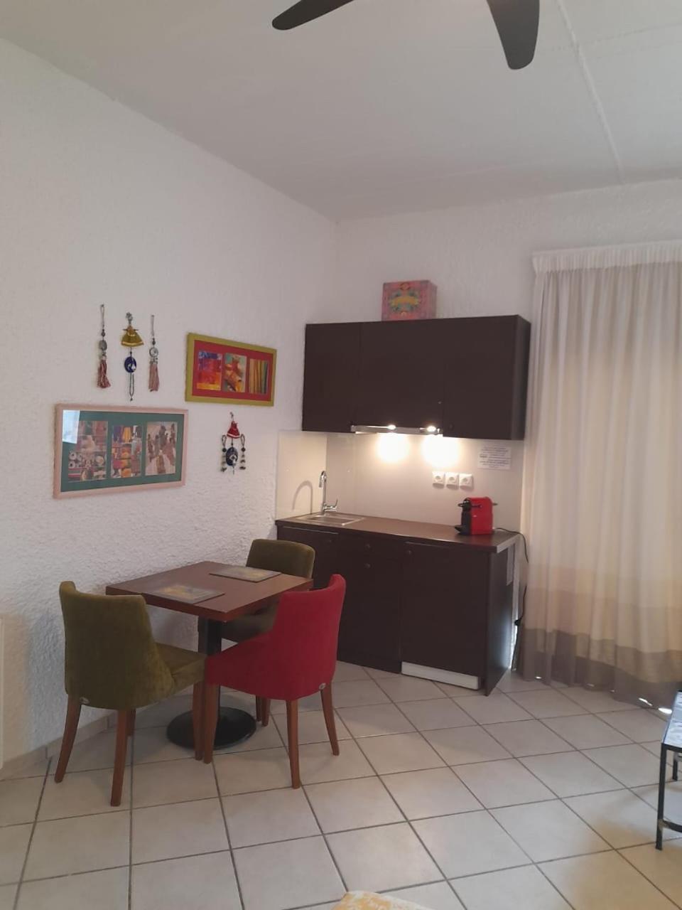 Rododafni Bay Residences מראה חיצוני תמונה